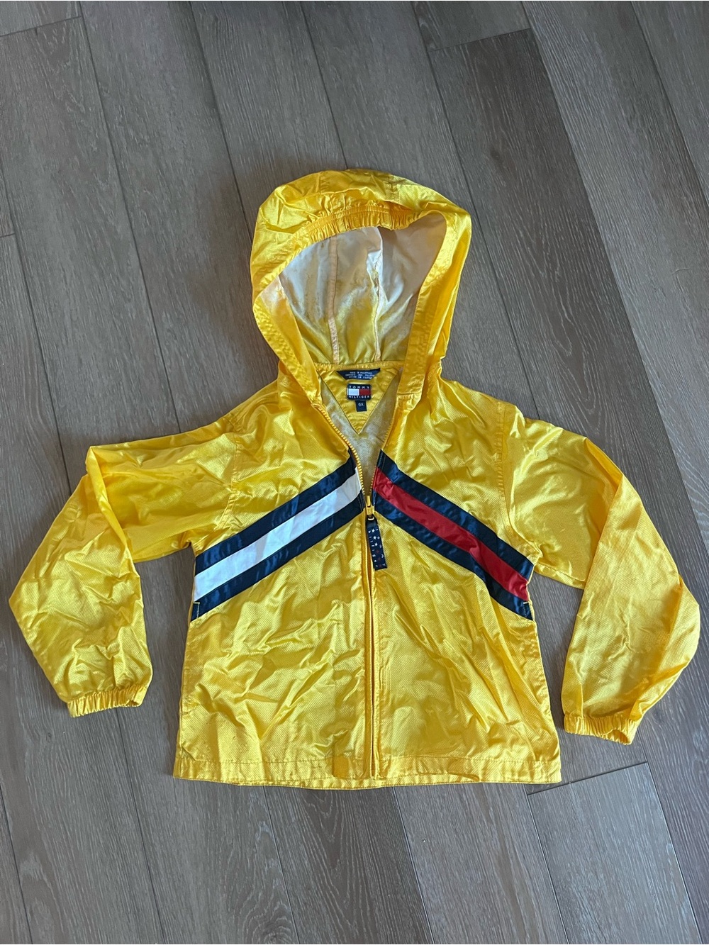 Tommy Hilfiger windbreaker jacket vintage style yellow,red,blue,white Size 6x